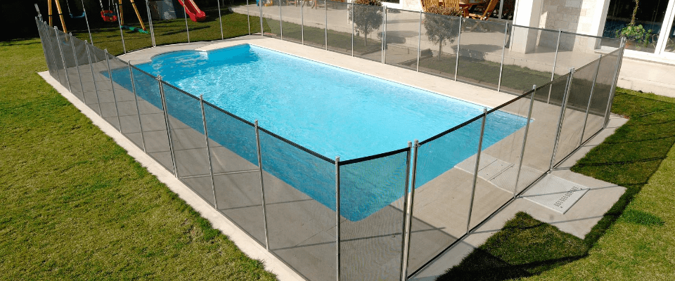 oplocení bazénu 
