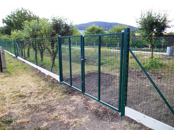 Svařované pletivo Fortinet s plotovou brankou