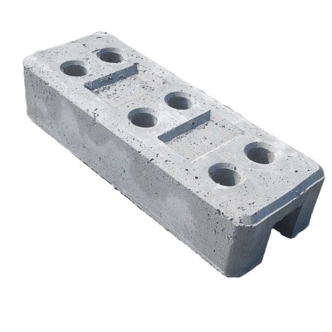 Betonový podstavec k mobilnímu panelu
